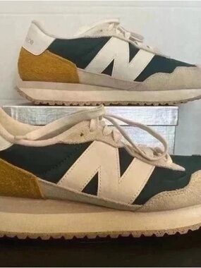 New Balance Green, White & Mustard Sneakers Men’s size 8.5 Women’s size 10